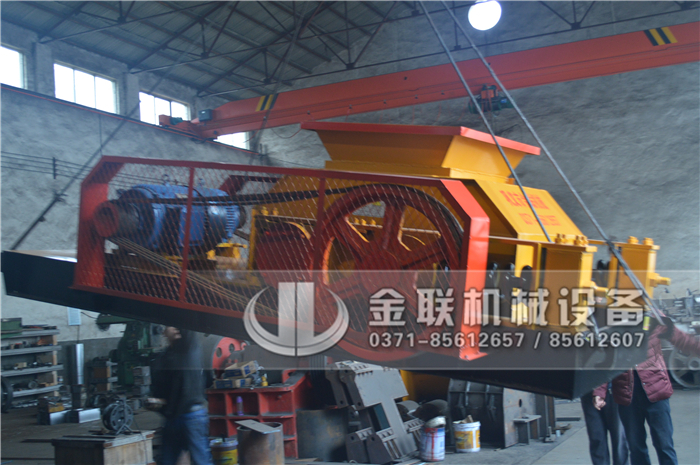 大型焦炭破碎機(jī)多少錢(qián)一臺(tái)，哪個(gè)廠(chǎng)家品質(zhì)好？