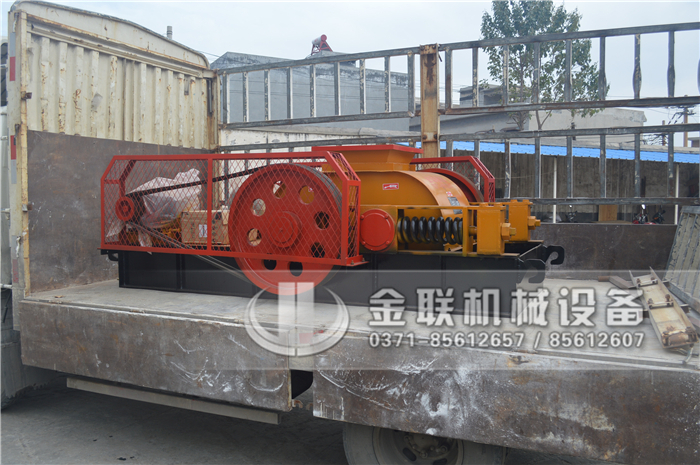 大型雙齒輥破碎機的價格是多少，有哪些合適的型號選擇？