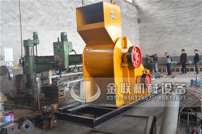 選購碎煤機用哪種機械設備好，有哪些顯著的優(yōu)勢？