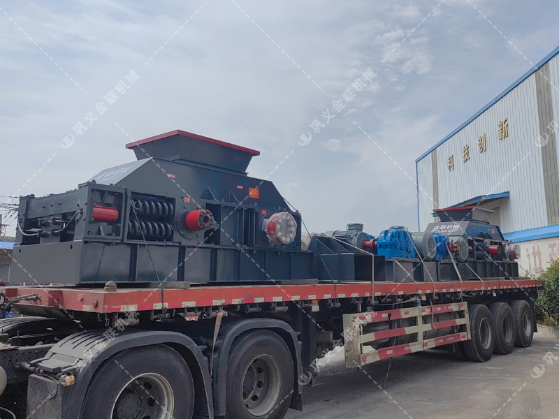 兩臺1200x800型河卵石制砂機發(fā)往內蒙古 兩臺1200x800型河卵石制砂機發(fā)往內蒙古