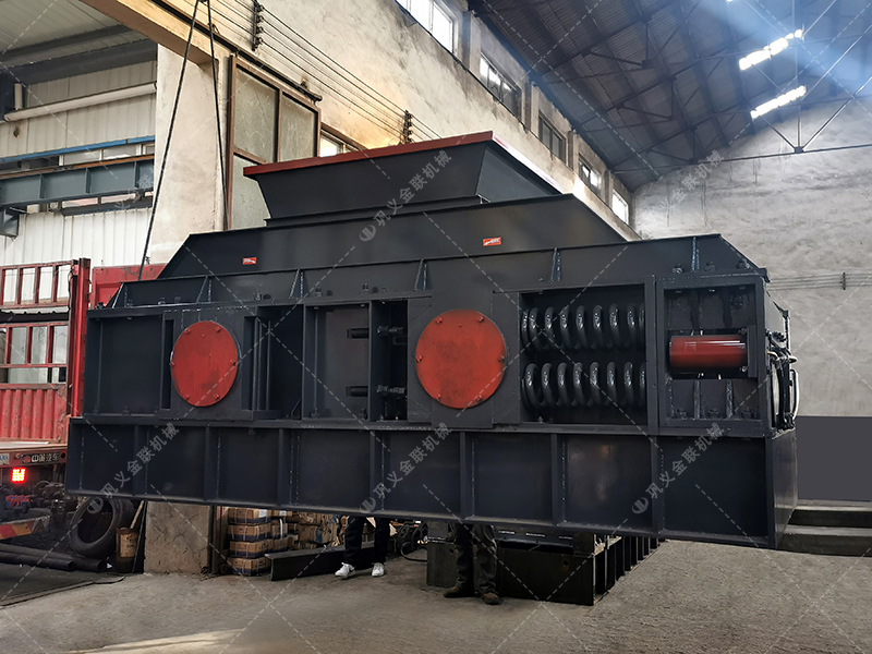 1500x1000型對輥破碎機(jī)發(fā)貨 破碎河卵石