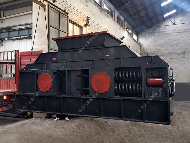 1500x1000型對輥破碎機(jī)發(fā)貨 破碎河卵石