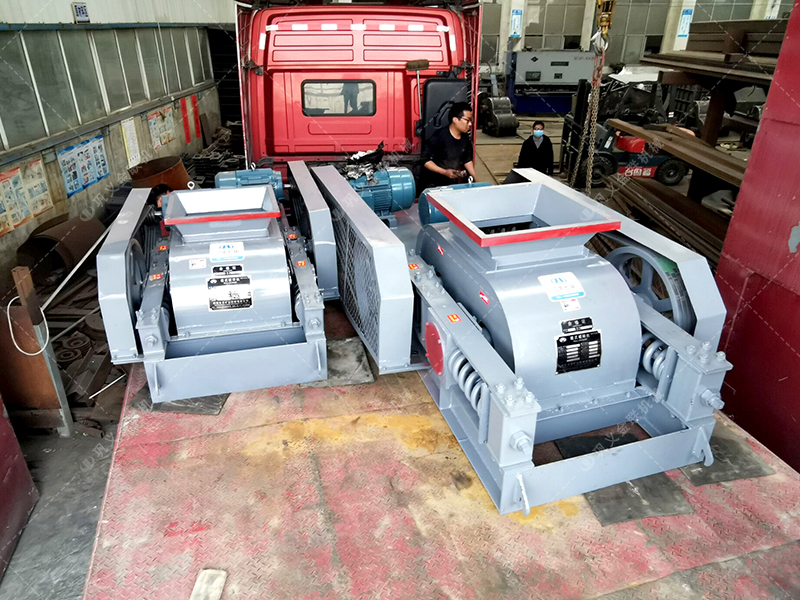 2臺2PGC雙齒輥破碎機(jī)發(fā)貨圖片_發(fā)往新疆哈密_破碎原煤