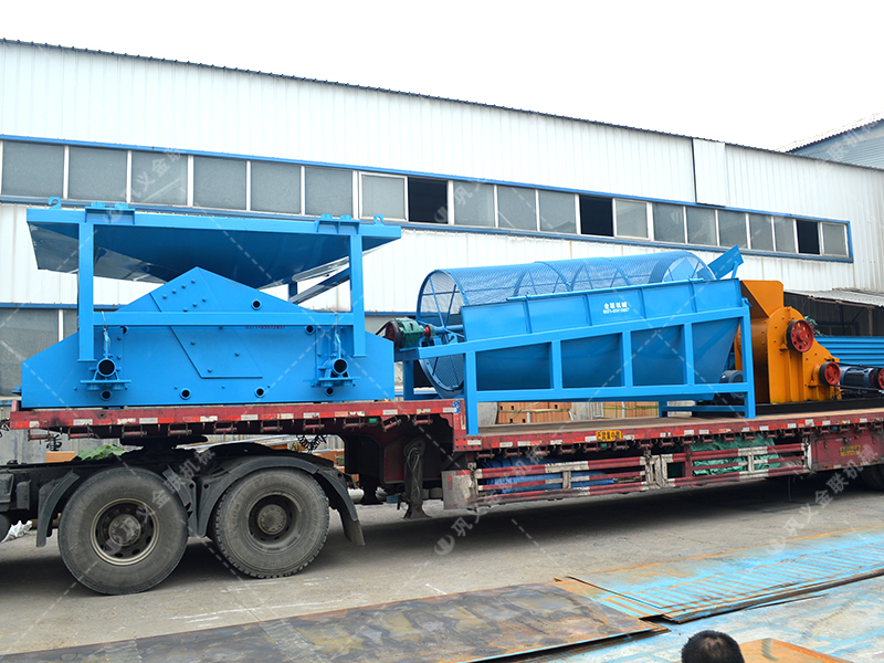 86雙級(jí)粉碎機(jī)生產(chǎn)線發(fā)貨圖片_發(fā)往廣西百色_破碎篩分金礦石