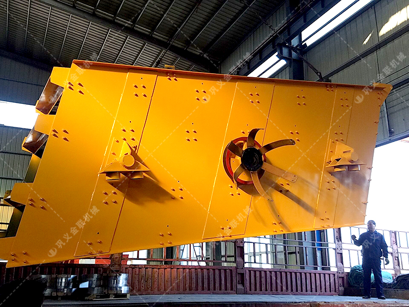 石料生產(chǎn)線設(shè)備發(fā)往重慶_1214反擊式破碎機(jī)_1548圓振動(dòng)篩 石料生產(chǎn)線設(shè)備發(fā)往重慶_1214反擊式破碎機(jī)_1548圓振動(dòng)篩