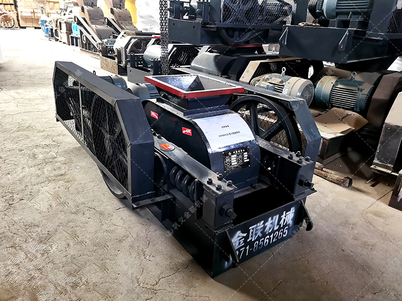 2PG400X250對(duì)輥破碎機(jī)發(fā)貨圖片_發(fā)往湖南長沙_破碎焦沫