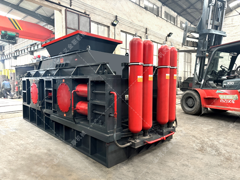 高品質(zhì)混凝土用砂難求？液壓對輥破碎機來幫你！