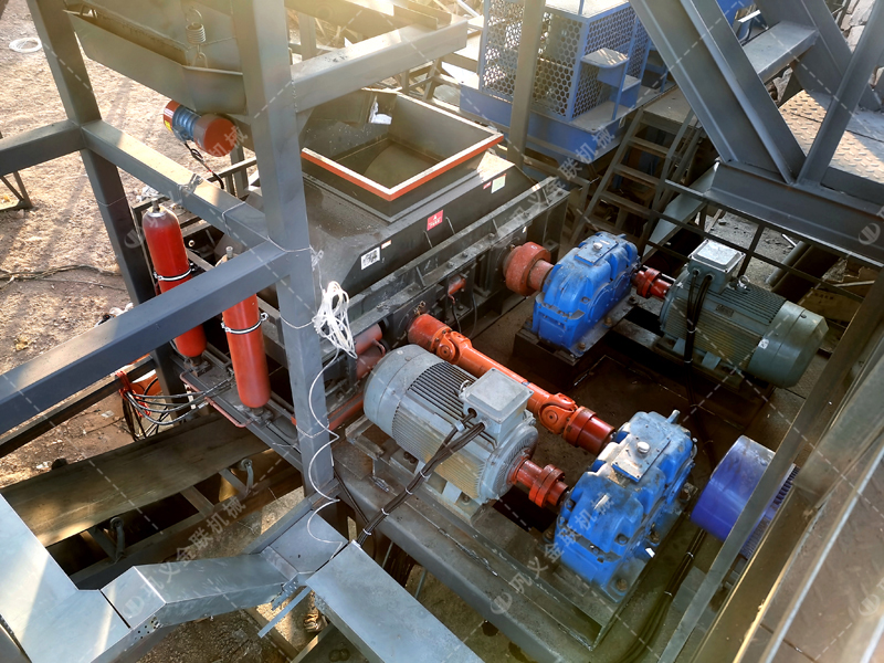 對輥破碎機(jī)的出料粒度能穩(wěn)定控制在 5mm 以下嗎？調(diào)節(jié)秘籍在此！