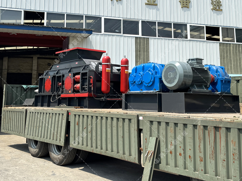 液壓對(duì)輥制砂機(jī)在公路建設(shè)中相比其他設(shè)備有何獨(dú)特優(yōu)勢(shì)？