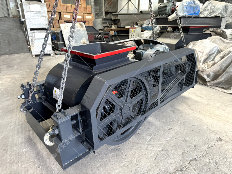 為何眾多混凝土再生廠家，都將雙齒輥破碎機(jī)視為生產(chǎn)線的 “定海神針”？?