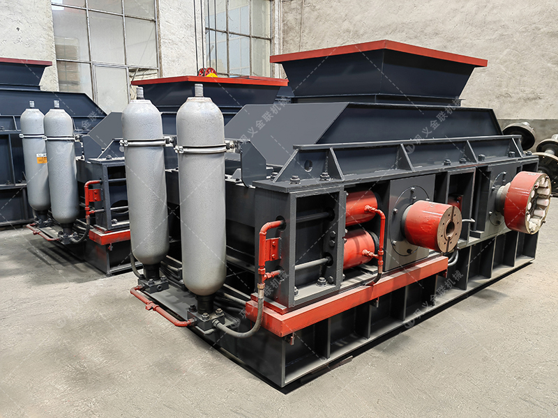 砂石廠實地探訪:一臺1210液壓對輥破碎機如何“通吃”河卵石和尾礦? 砂石廠實地探訪:一臺1210液壓對輥破碎機如何“通吃”河卵石和尾礦?