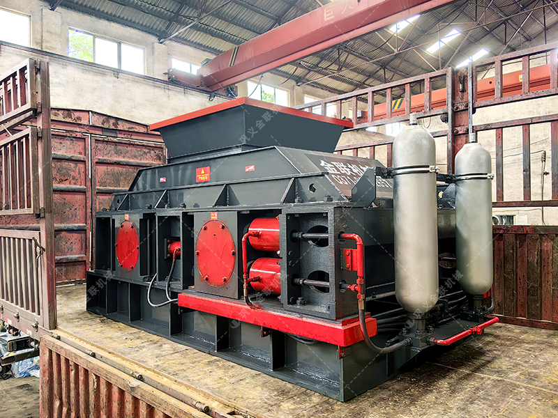 砂石廠實地探訪:一臺1210液壓對輥破碎機如何“通吃”河卵石和尾礦? 砂石廠實地探訪:一臺1210液壓對輥破碎機如何“通吃”河卵石和尾礦?